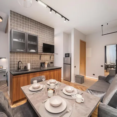 شقة Stylish Family 1 Bedroom With Working Desk By Park And Restaurants ريغا