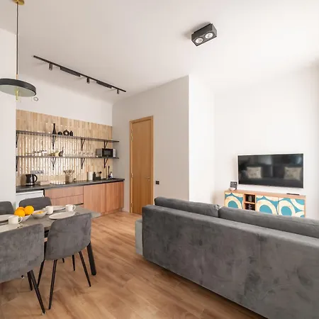 Stylish Family 1 Bedroom With Working Desk By Park And Restaurants * ريغا