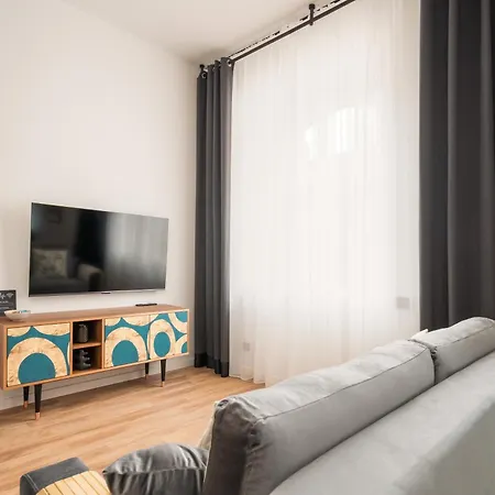 Stylish Family 1 Bedroom With Working Desk By Park And Restaurants * ريغا